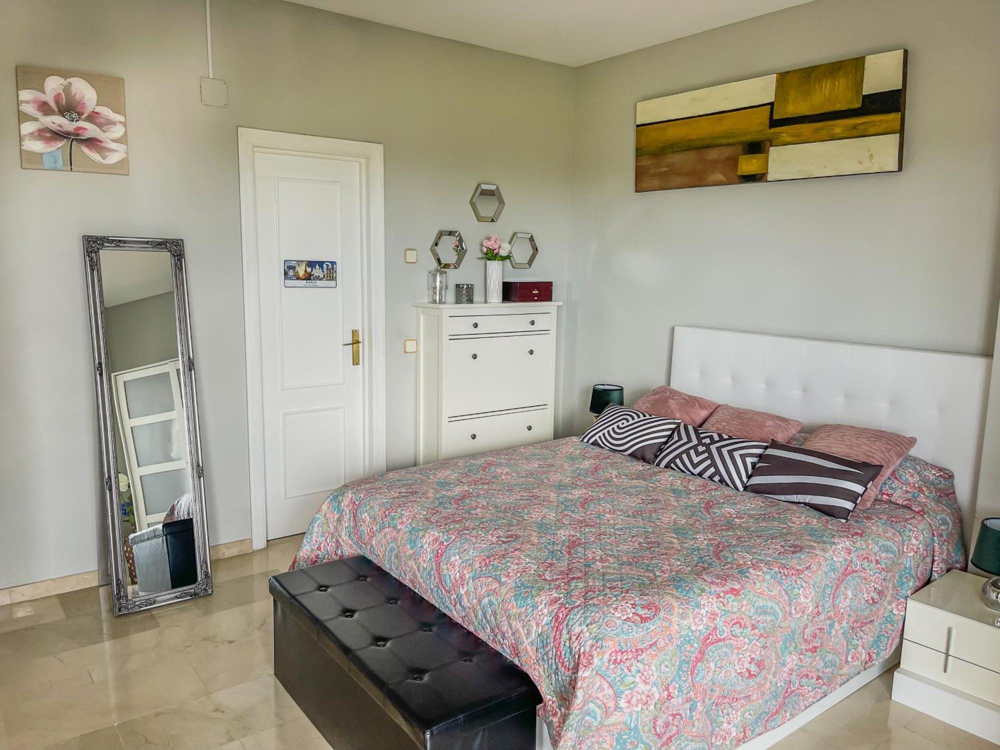 אסטפונה Modern Apartment With Terrace - 2 Min From The Beach מראה חיצוני תמונה
